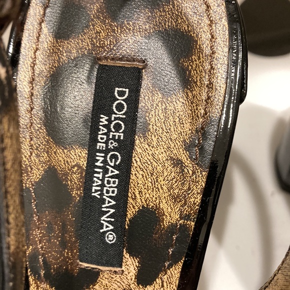 Dolce& Gabbana open toe, Leopard and patent leather sling back pumps. - Picture 11 of 16